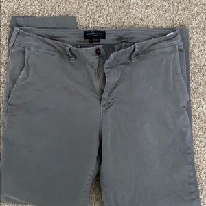 American Eagle Chinos